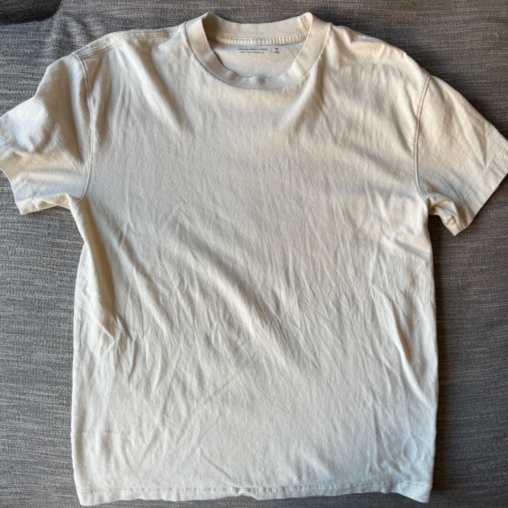Abercrombie & Fitch Cream T-Shirt